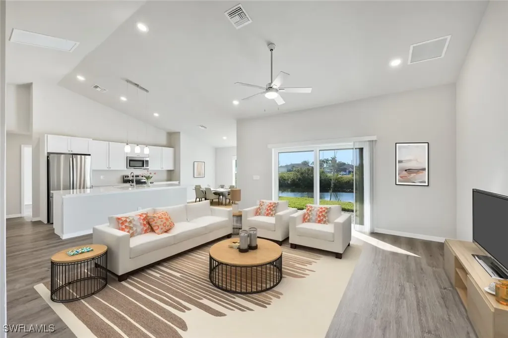 400 NE 25th Terrace Cape Coral FL 33909