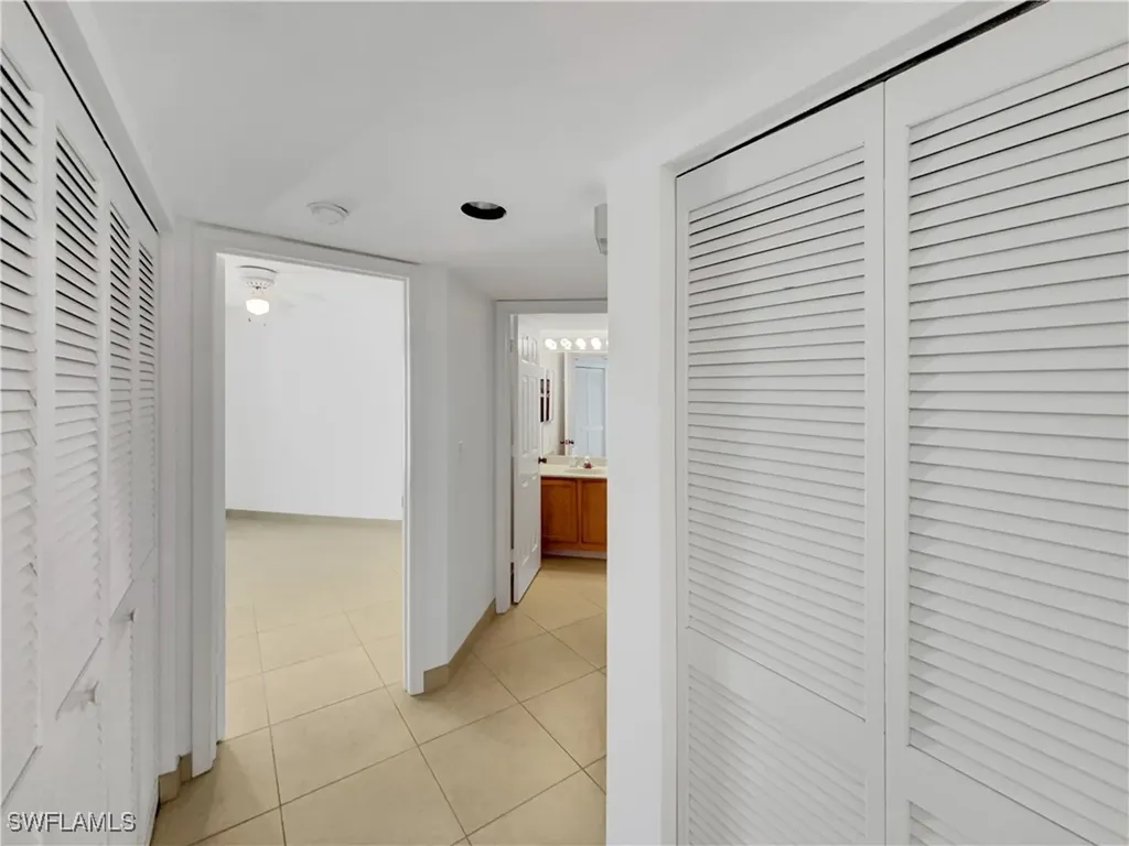 9832 Luna Circle Naples FL 34109