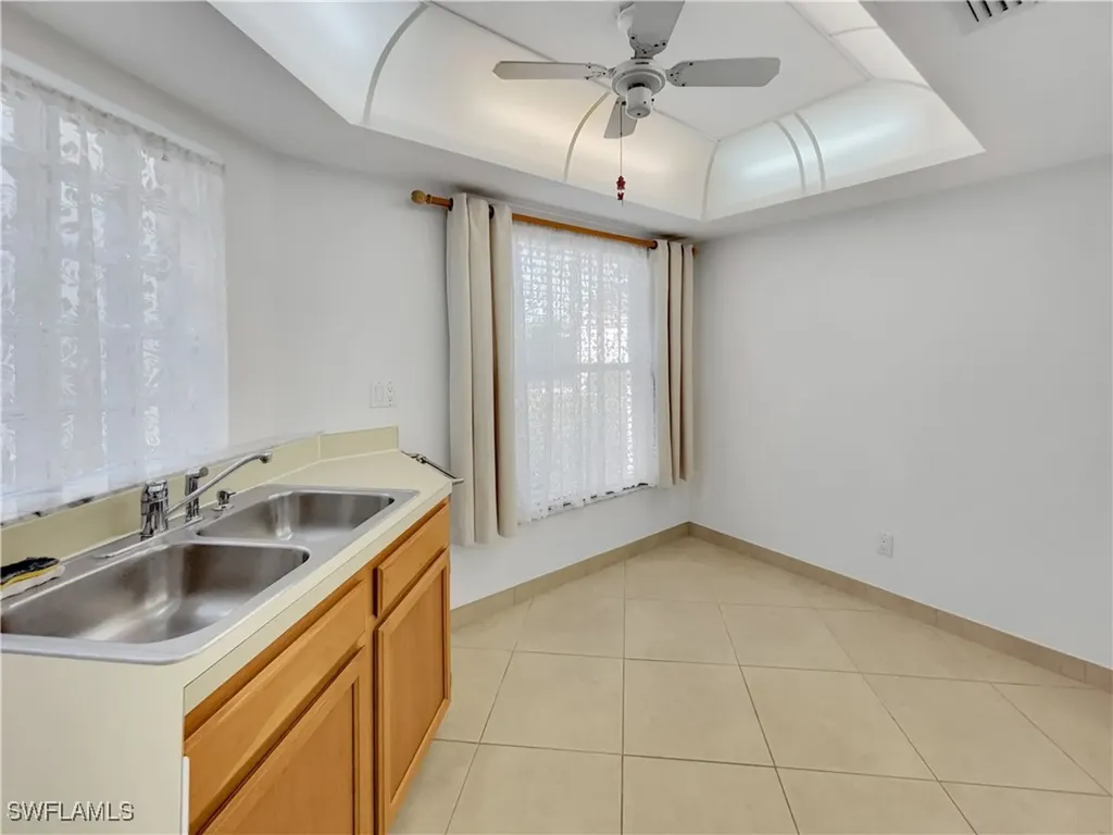 9832 Luna Circle Naples FL 34109