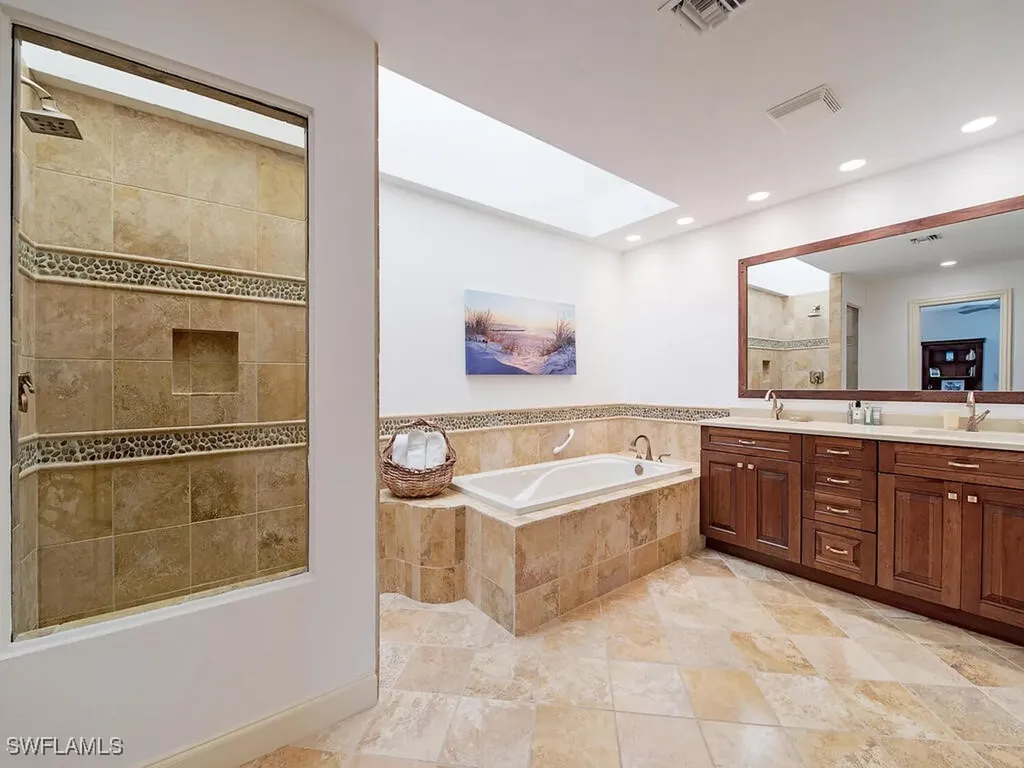 656 Bridgeway Lane Naples FL 34108