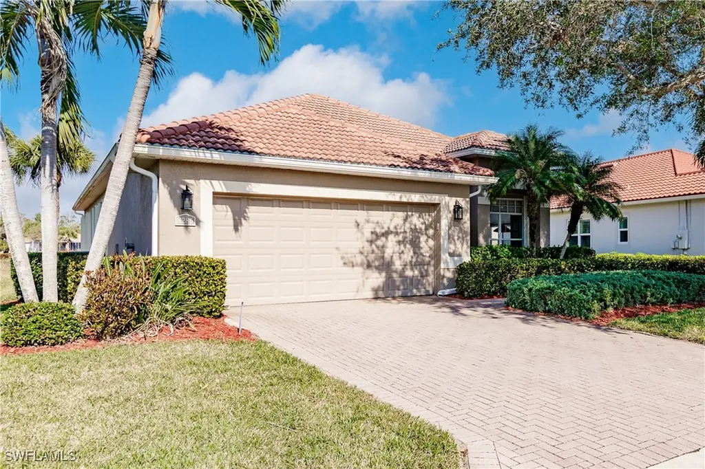 8286 Shorecrest Drive Fort Myers FL 33912