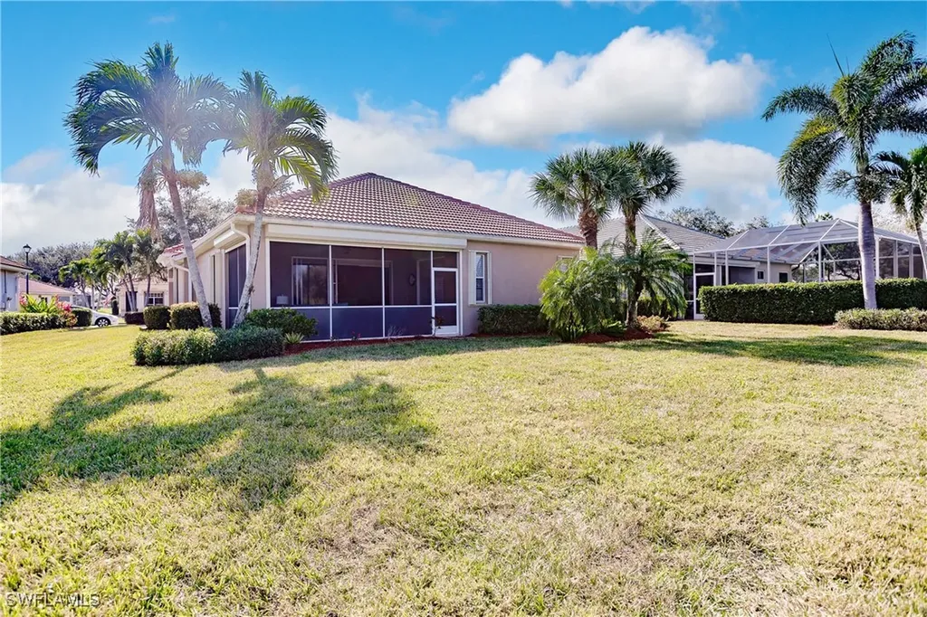 8286 Shorecrest Drive Fort Myers FL 33912