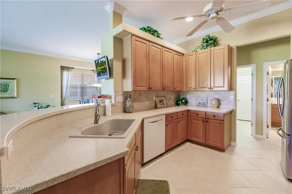 8286 Shorecrest Drive Fort Myers FL 33912