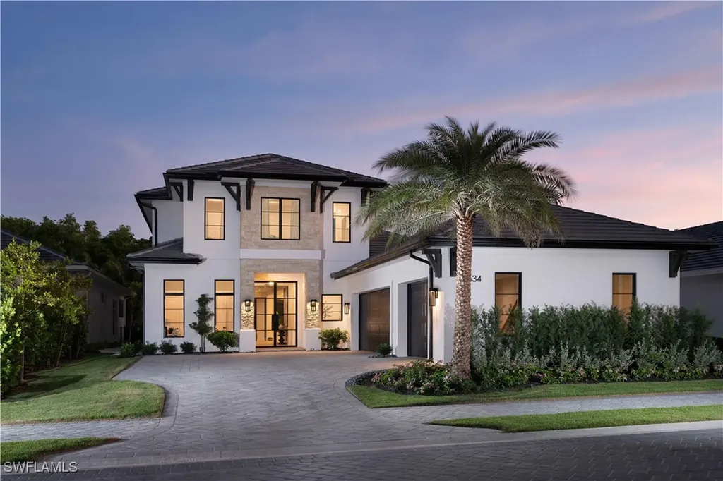 6634 Palisades Avenue Naples FL 34109