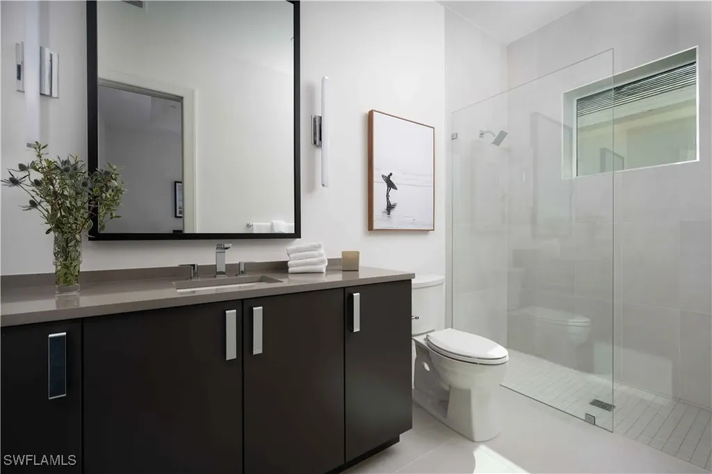 6634 Palisades Avenue Naples FL 34109