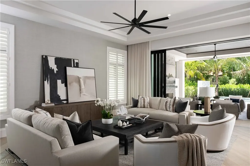 6634 Palisades Avenue Naples FL 34109