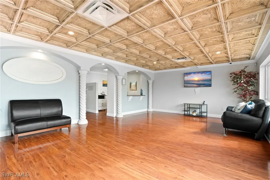 1213 SE 47th Terrace Cape Coral FL 33904