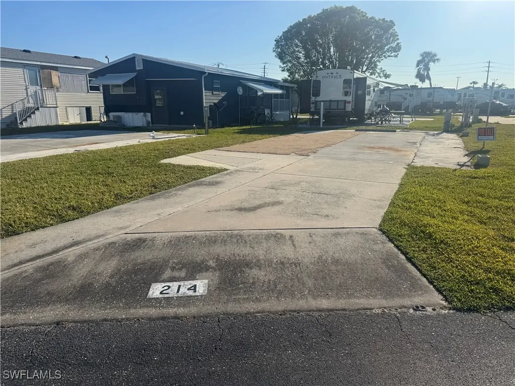 19681 Summerlin #214 Road Fort Myers FL 33908