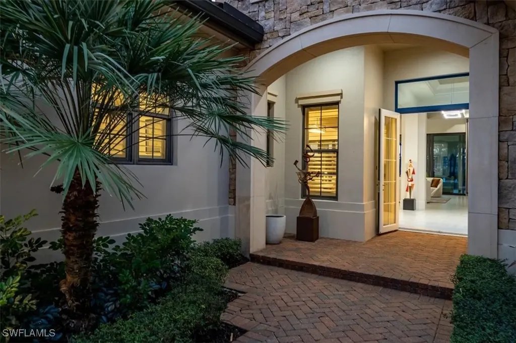 16787 Cabreo Drive Naples FL 34110