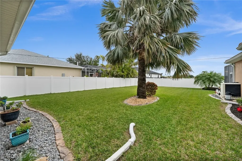 4115 SW 19th Place Cape Coral FL 33914