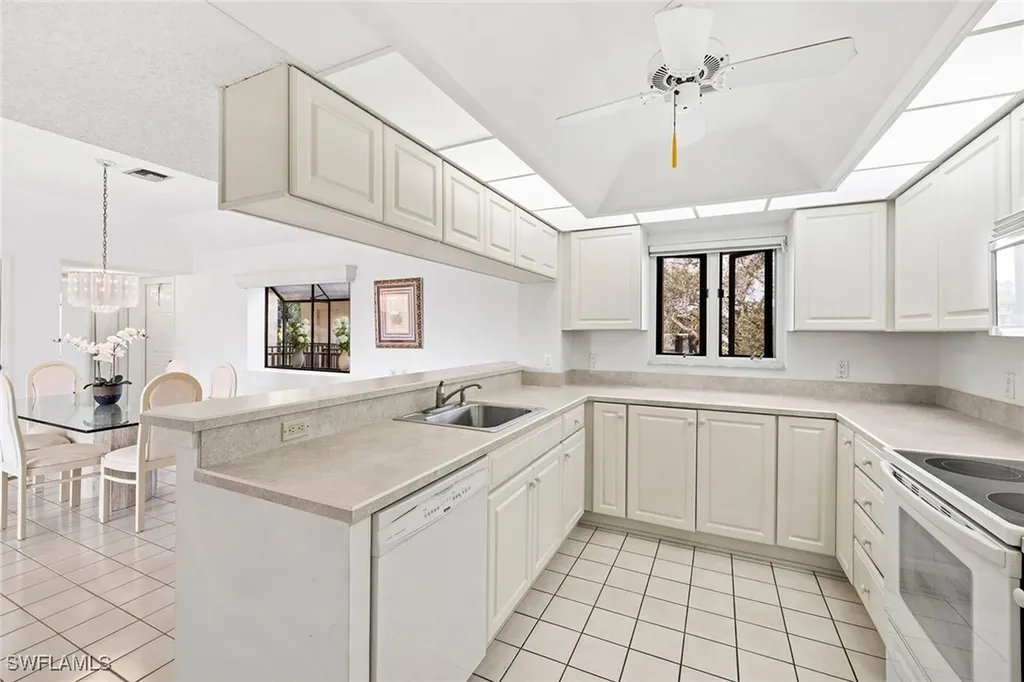 1530 Oyster Catcher Point Naples FL 34105