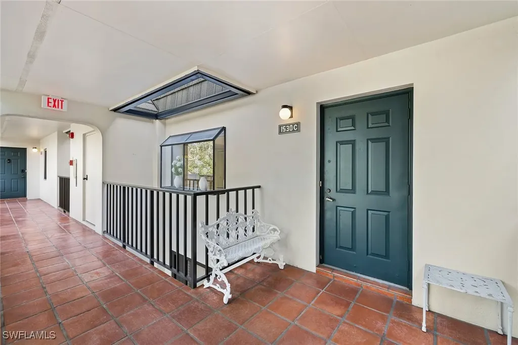 1530 Oyster Catcher Point Naples FL 34105