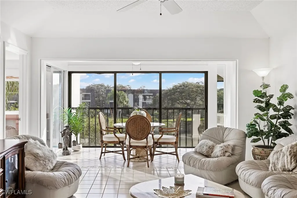 1530 Oyster Catcher Point Naples FL 34105