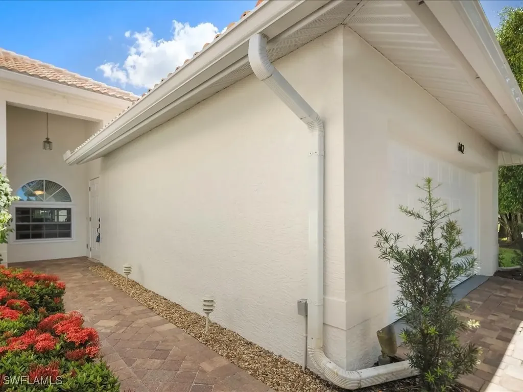 682 Wiggins Bay Drive Naples FL 34110