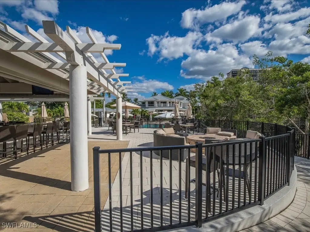 682 Wiggins Bay Drive Naples FL 34110