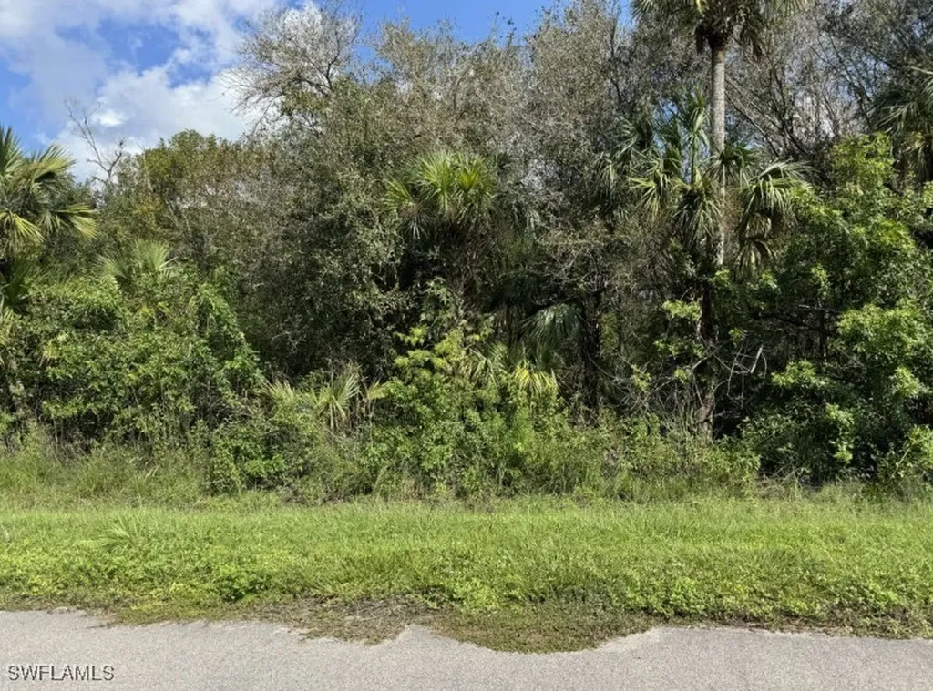 36XX 38th Avenue SE Naples FL 34117