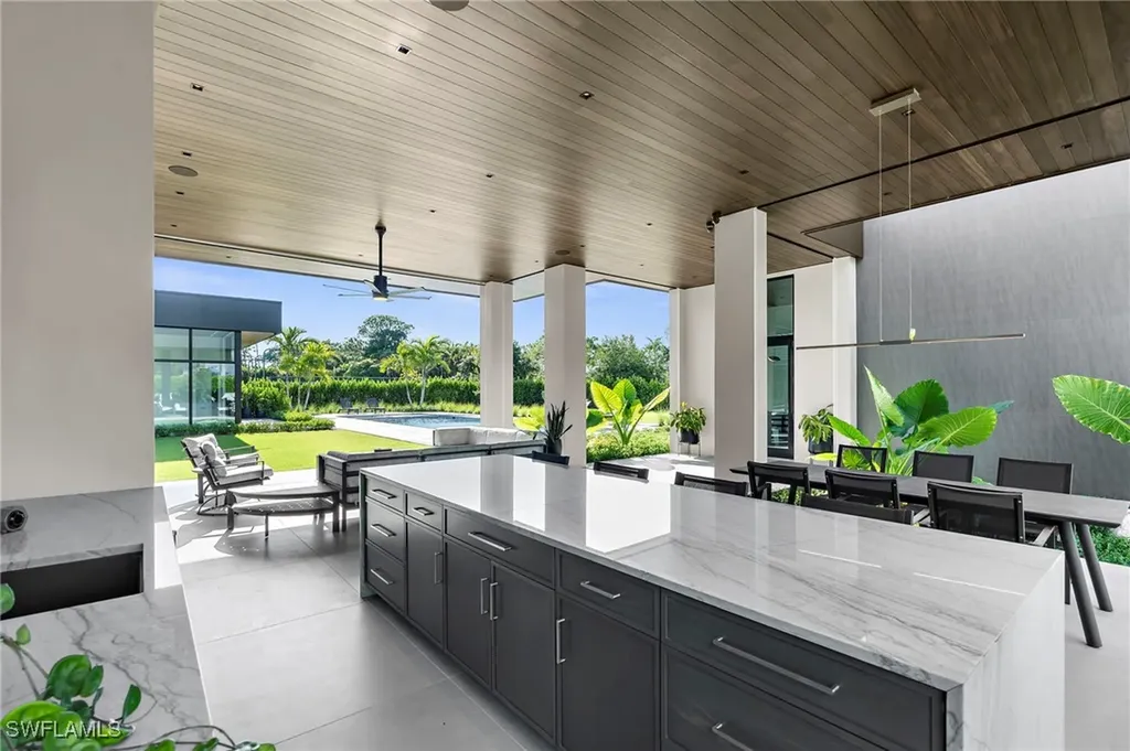 107 Myrtle Road Naples FL 34108