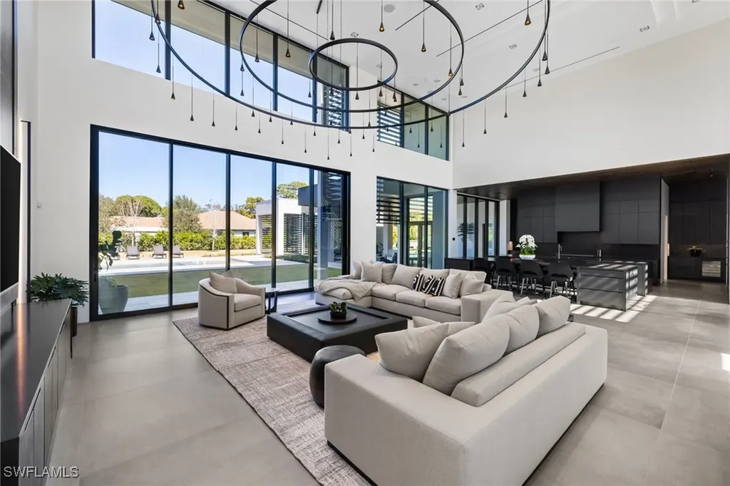 107 Myrtle Road Naples FL 34108