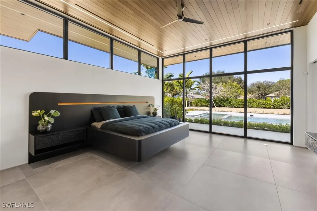 107 Myrtle Road Naples FL 34108