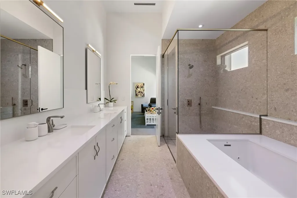 107 Myrtle Road Naples FL 34108