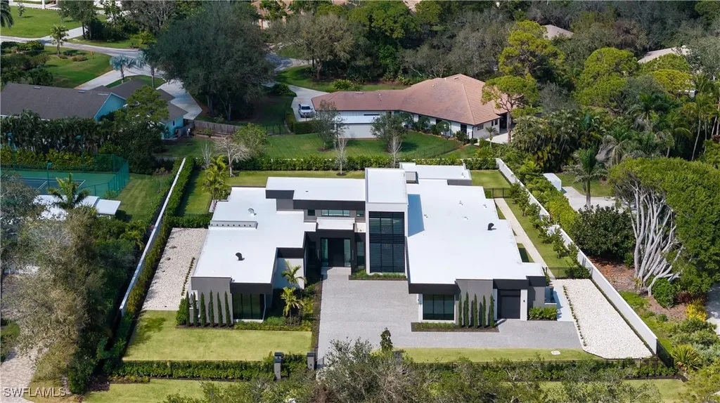107 Myrtle Road Naples FL 34108