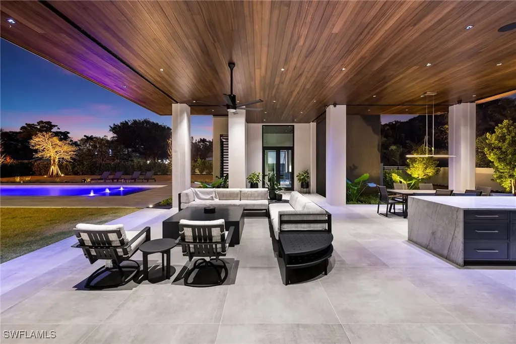 107 Myrtle Road Naples FL 34108
