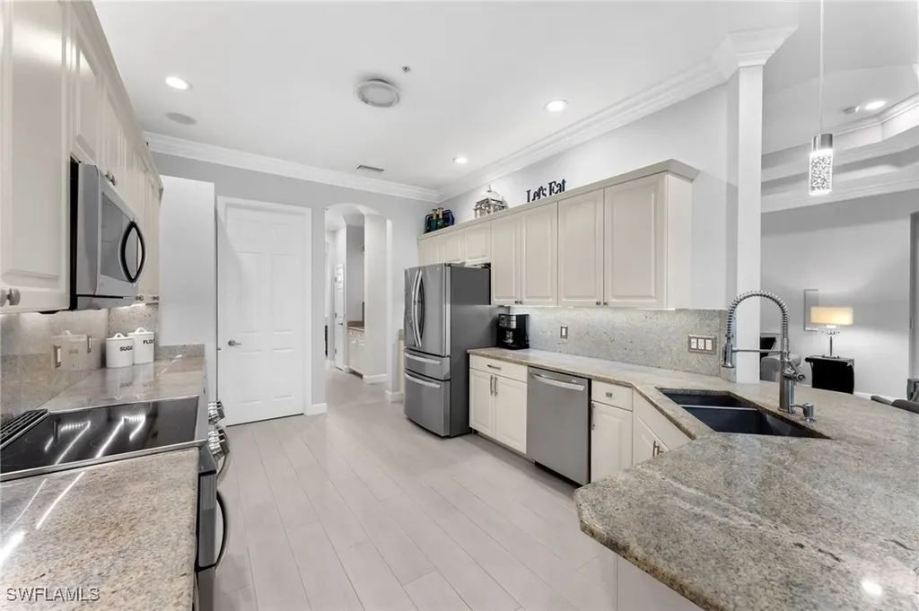 7832 Clemson Street Naples FL 34104
