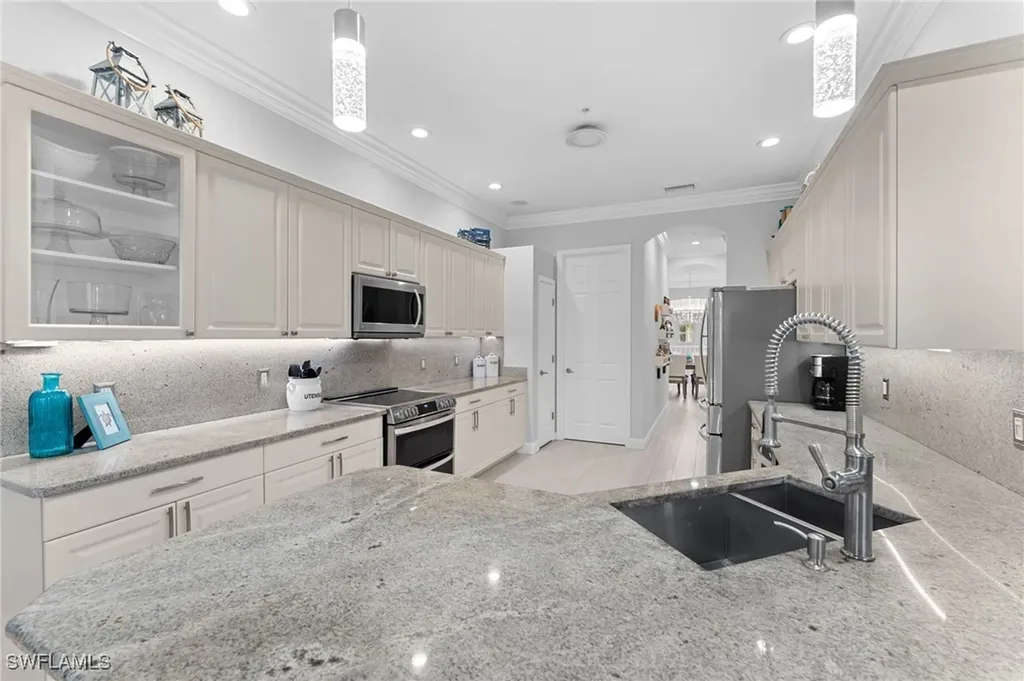 7832 Clemson Street Naples FL 34104