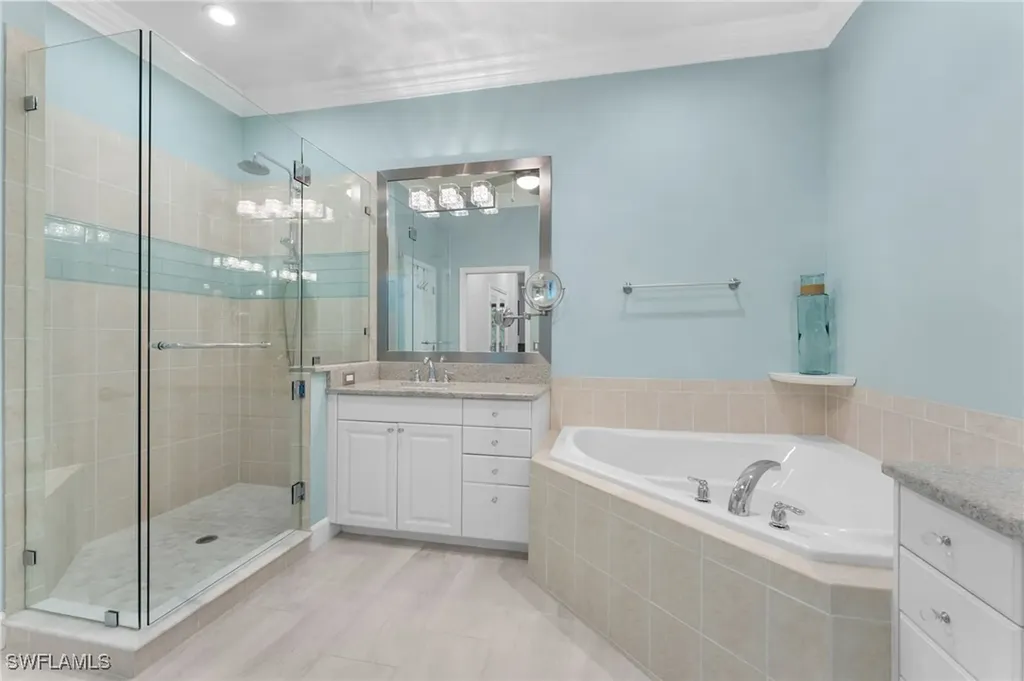 7832 Clemson Street Naples FL 34104