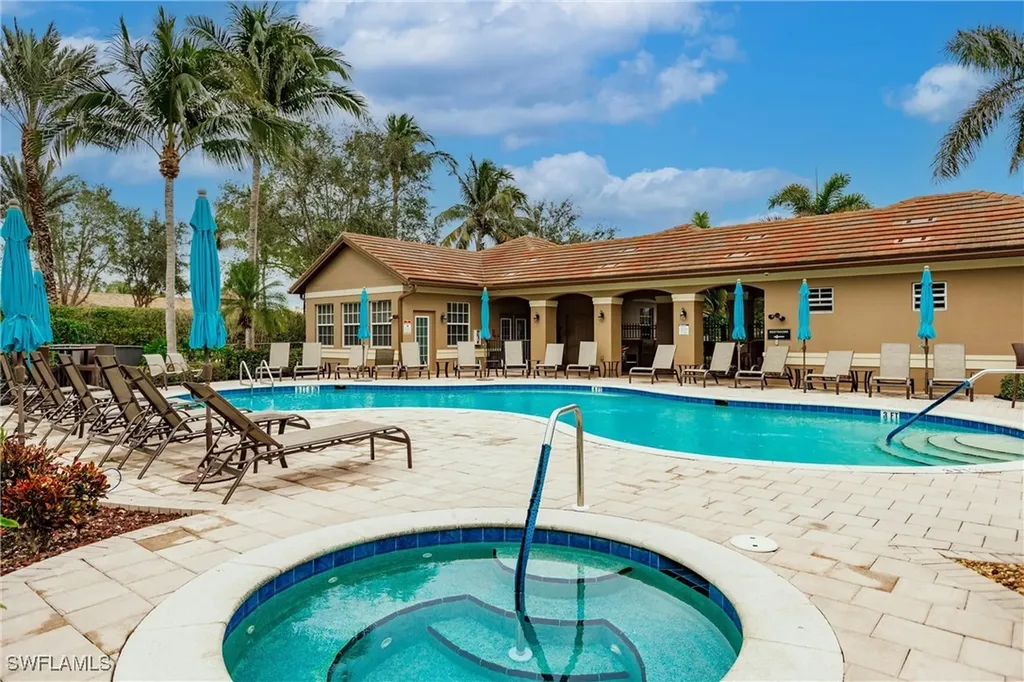 6685 Alden Woods Circle Naples FL 34113