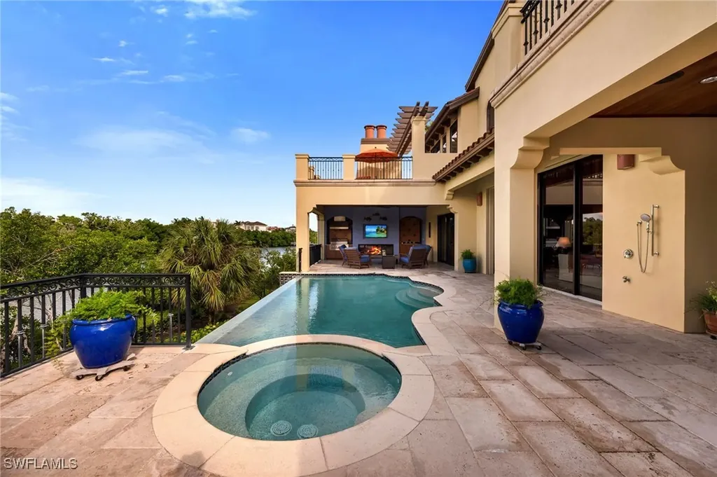 47 Southport Cove Bonita Springs FL 34134