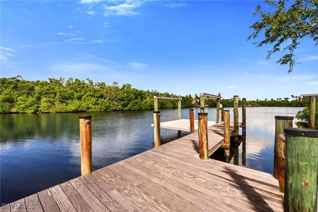 47 Southport Cove Bonita Springs FL 34134