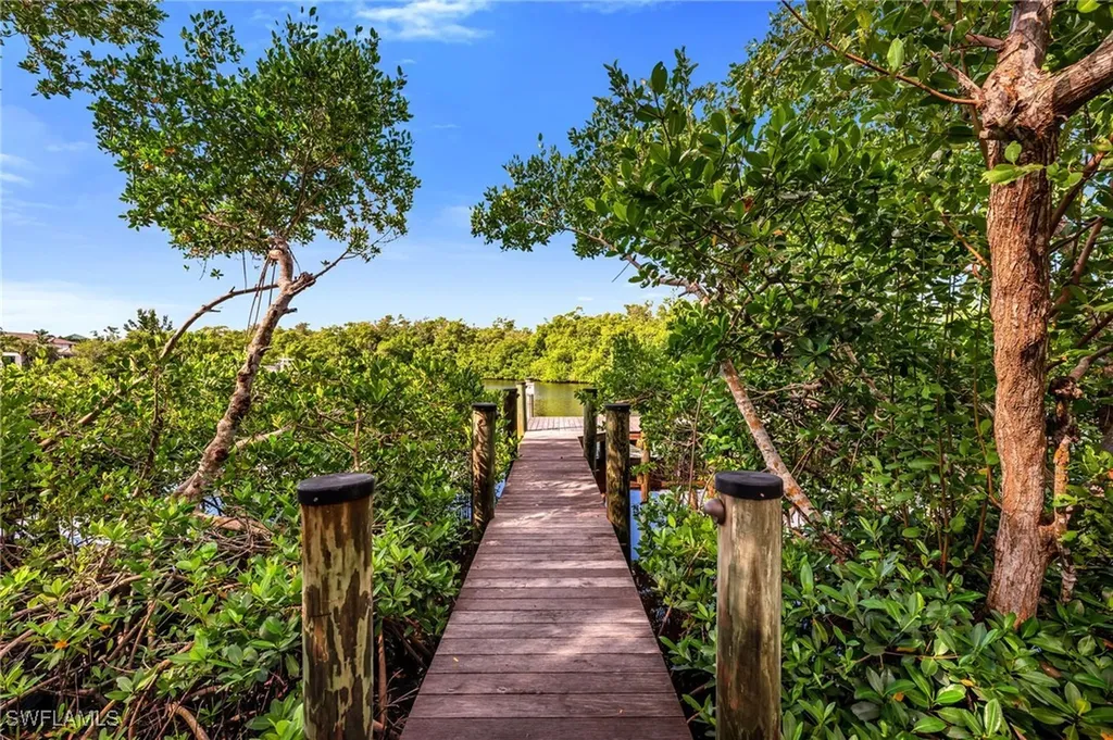 47 Southport Cove Bonita Springs FL 34134