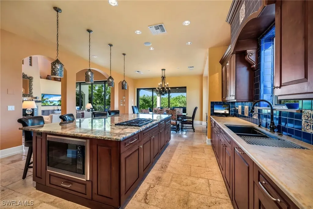 47 Southport Cove Bonita Springs FL 34134