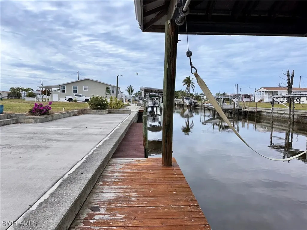4970 Sandpiper Drive St. James City FL 33956