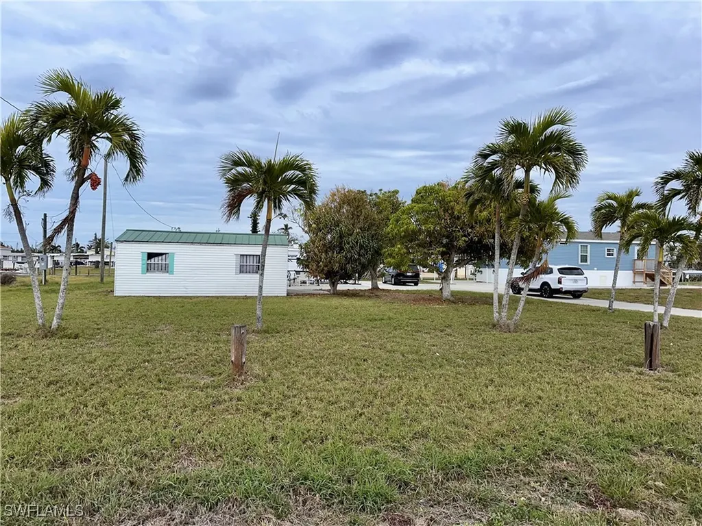 4970 Sandpiper Drive St. James City FL 33956