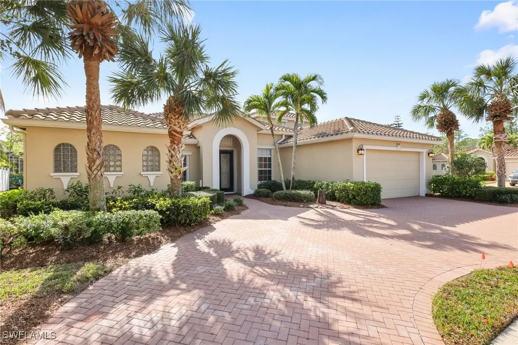 Naples FL, 1424 Serenity Circle