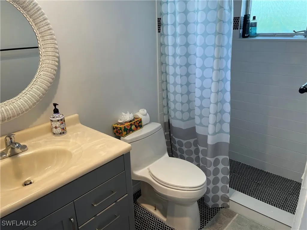 6 Hackney Lane Naples FL 34112