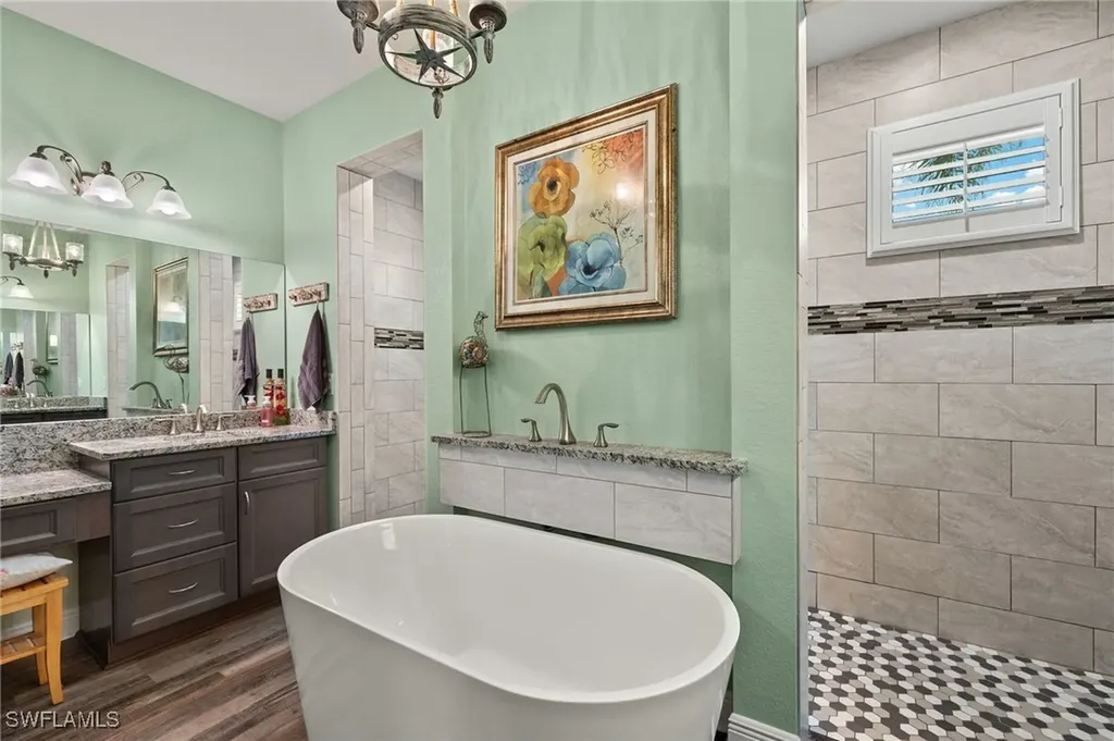 2714 NW 42nd Place Cape Coral FL 33993