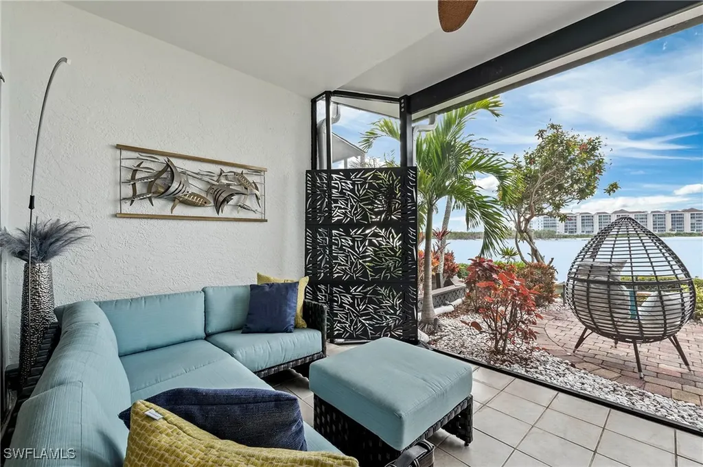 108 La Peninsula Boulevard Naples FL 34113