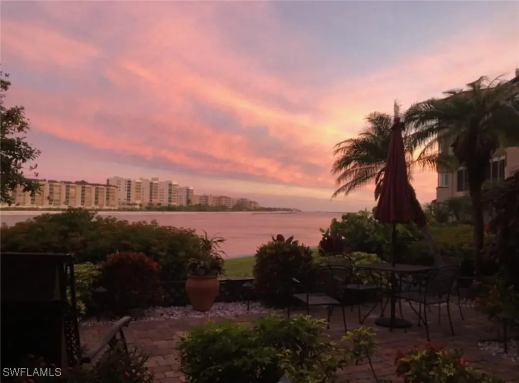 108 La Peninsula Boulevard Naples FL 34113