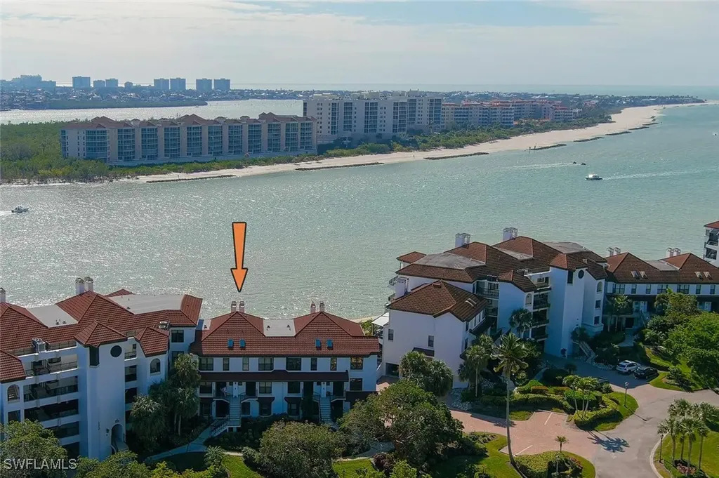 108 La Peninsula Boulevard Naples FL 34113
