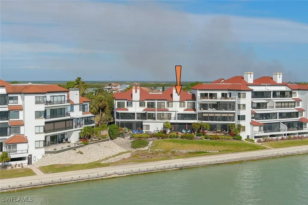 108 La Peninsula Boulevard Naples FL 34113