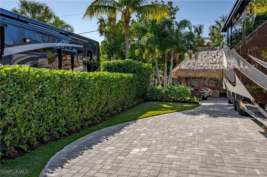 13467 Snook Circle Naples FL 34114