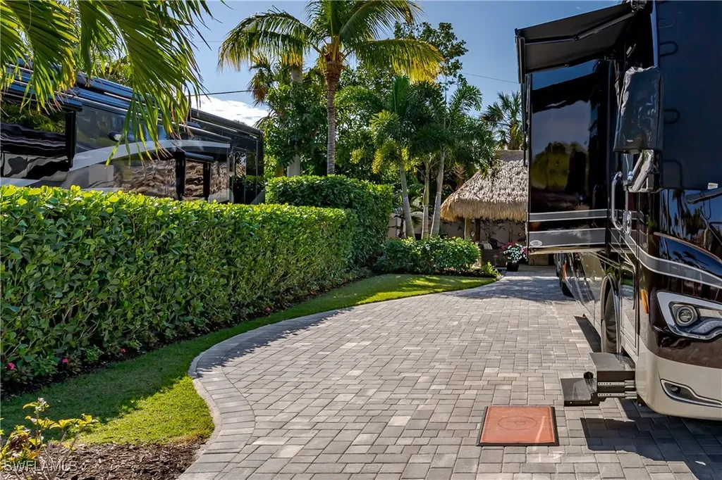 13467 Snook Circle Naples FL 34114