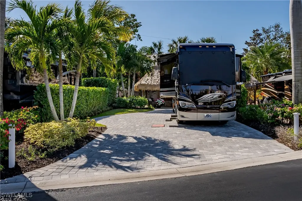 13467 Snook Circle Naples FL 34114