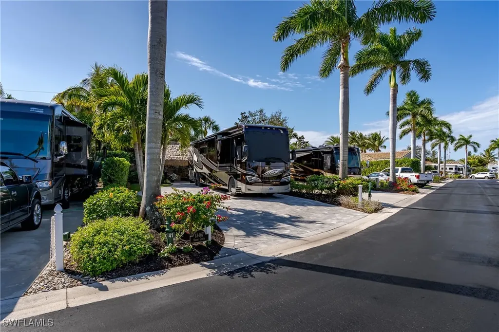 13467 Snook Circle Naples FL 34114