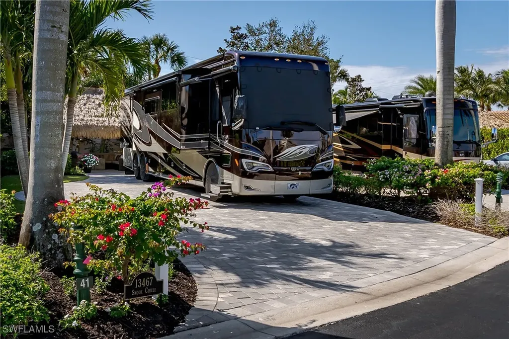 13467 Snook Circle Naples FL 34114