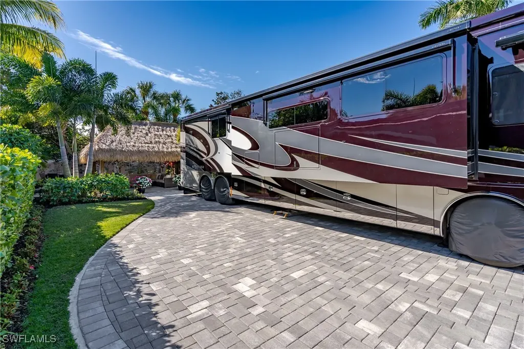 13467 Snook Circle Naples FL 34114