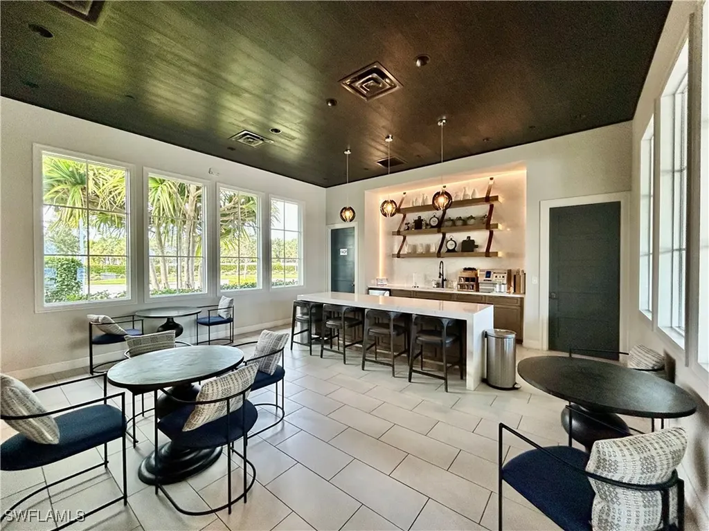 9083 Saint Lucia Drive Naples FL 34114